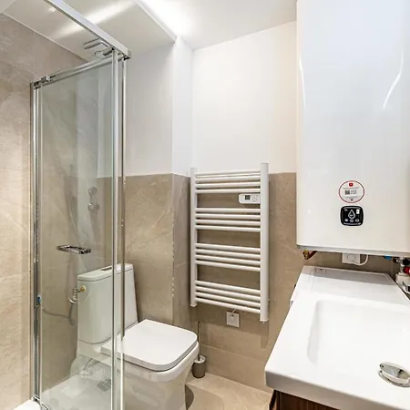 3 Maub - Renovated 1 Bedroom Behind Martinez 50m Croisette